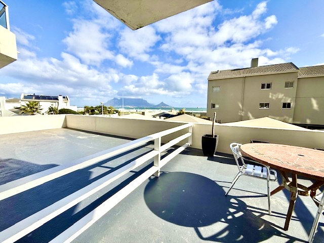 1 Bedroom Property for Sale in Waves Edge Western Cape